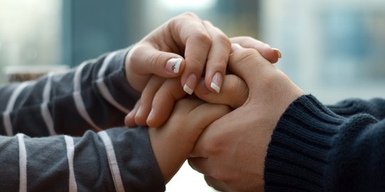Berbuat Baik Terhadap Orang Lain Bisa Buat Rasa Sakit Jadi Berkurang