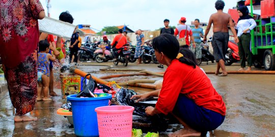 Wakil Ketua DPRD Minta Anggota Dewan DKI Sumbangkan 10% Gaji untuk Korban Banjir