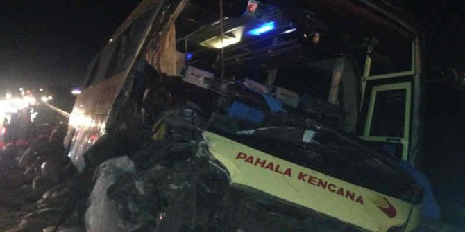 Bus Pahala Kencana Tabrak Truk di Tol Cipali, Dua Orang Dikabarkan Tewas