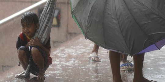 Hujan Deras Sepekan ke Depan, BPPT Siapkan Teknologi Modifikasi Cuaca