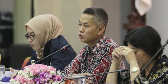 Komisioner KPU Wahyu Setiawan yang Ditangkap KPK?