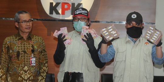 KPK Rilis Hasil OTT Rp1 Miliar Kasus Suap Bupati Sidoarjo