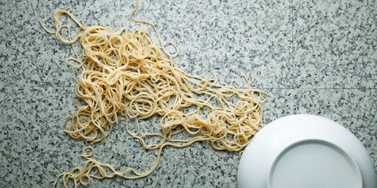 ada makanan tercecer