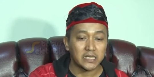 Bertemu Rizky Febian dan Putri di Makam Lina, Teddy: Saya Minta Maaf ke Anak-anaknya