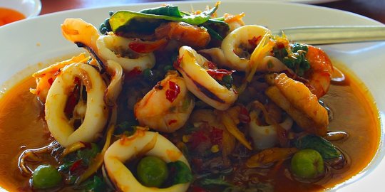 9 makanan penyebab kolesterol yang patut diperhatikan