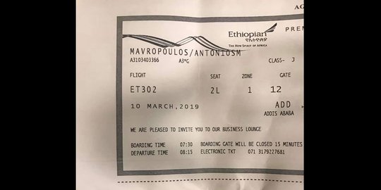 dan boarding pass saat akan masuk pesawat rev1