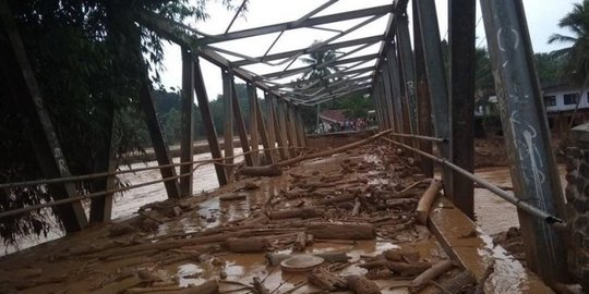 Kerusakan Jembatan Akibat Banjir Bandang dan Longsor di Lebak Mencapai Rp56 Miliar