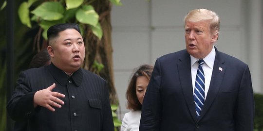 Donald Trump Kirim Ucapan Selamat Ulang Tahun Untuk Kim Jong Un