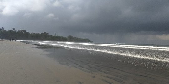 Membahayakan Turis dan Minim Pengamanan, Objek Wisata Pantai Cijeruk Ditutup