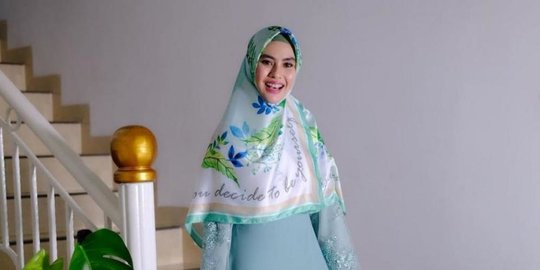 melahirkan anak pertama di rumah