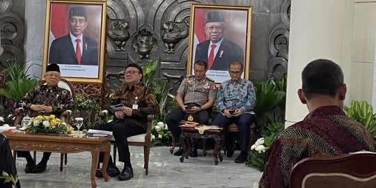 Ma'ruf Amin Ingatkan Kepala Daerah Mutasi Pegawai Sesuai Kompetensi