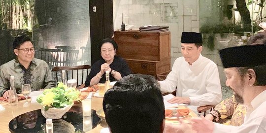 Jokowi & Ketum Partai Koalisi Bahas Target Omnibus Law Hingga RUU Pemindahan Ibu Kota