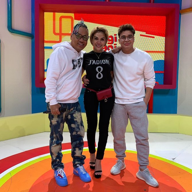 billy syahputra bersama nikita mirzani dan uya kuyainstagram billy syahputra