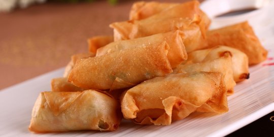 lumpia isi wortel dan tauge