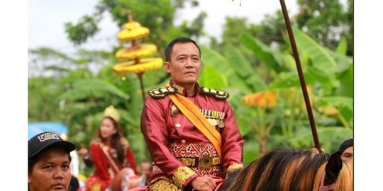 Mencari Kontrakan Raja Keraton Agung di Jakarta, Pinggir Rel Pernah Kebakaran
