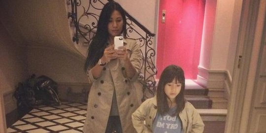 Tak Pernah Diekspos Ini Potret Kirana Putri Anggun C Sasmi Yang Beranjak Remaja Merdeka Com