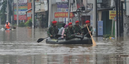 PLN Masih Matikan 26 Gardu Listrik Terdampak Banjir
