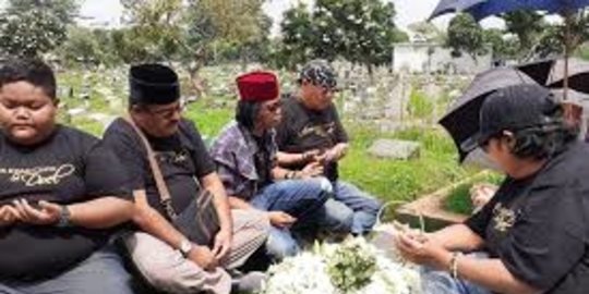 dan tabur bunga rev1