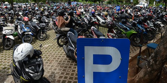 Tambah Area Hijau, Parkiran Monas akan Dihilangkan