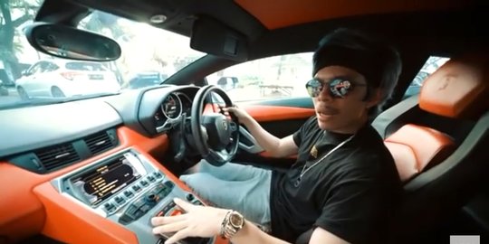 seperti pesawat rev1