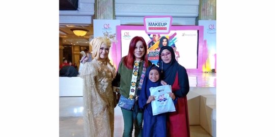 cerita lovely natasha, bocah 9 tahun jago banget make up hasilnya bikin kagum