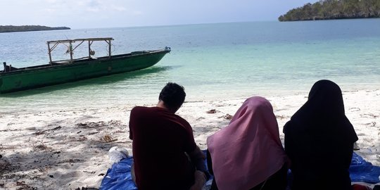 Tata Cara Salat Wajib Di Kendaraan Dan Di Alam Cocok Untuk Para Backpacker Merdeka Com