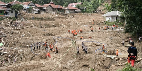 Usai Longsor & Banjir, Perbaikan Infrastruktur di Bogor Tidak Cukup 1 Tahun