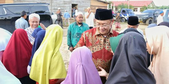 Maju Pilgub Jambi, Bupati Sarolangun Cek Endra Janji Benahi Pesantren