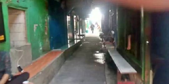 Mencari 'Kayangan' Prostitusi di Ujung Gang Sempit Penjaringan