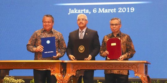 soal wacana pembubaran ojk kami bekerja profesional rev1