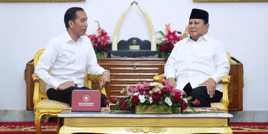 Pembelaan Jokowi saat Prabowo Tuai Kritik Sering ke Luar Negeri