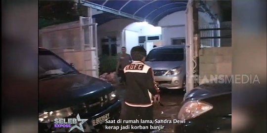 kini punya rumah super mewah, ini penampakan rumah lama sandra dewi yang kerap banjir