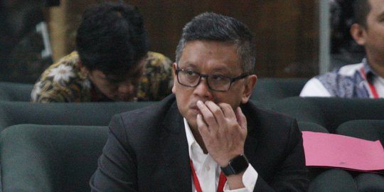 Ekspresi Sekjen PDIP Saat Penuhi Panggilan KPK