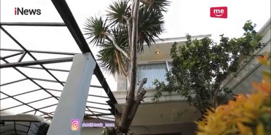 intip rumah masa kecil najwa shihab yang jarang terekspos, luas dan mewah!