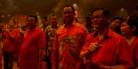 Anies Sapa Warga di Wihara Dharma Bhakti: Selamat Tahun Baru Imlek