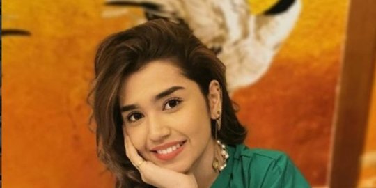7 potret cantik azella alhamid, cucu ratu dangdut elvy sukaesih