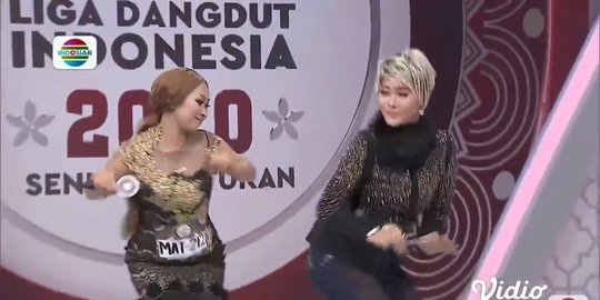 berjoget bersama inul