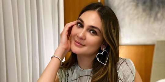 Luna Maya Punya 32 Kriteria Calon Suami, Ini di Antaranya