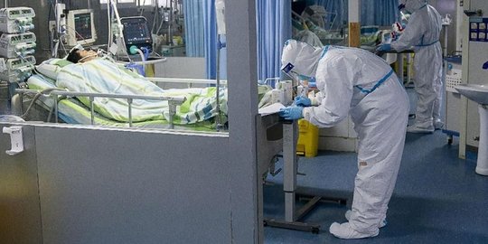 Perawat di Wuhan: Belasan Petugas Medis Terinfeksi Virus Corona