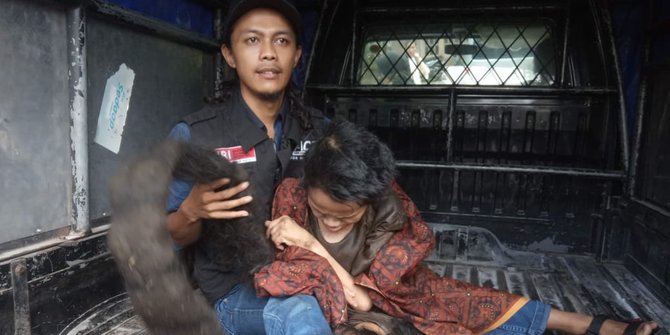 Rambut Gimbal Wanita di Semarang Ini Jadi Sarang Kecoa dan Tikus