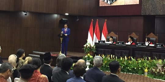 Jokowi: Indonesia Alami Obesitas Regulasi
