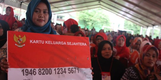 Jokowi: Uang PKH Tidak Boleh untuk Beli Pulsa, Hati-Hati