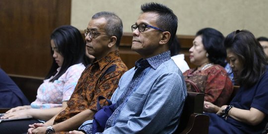 Emirsyah Satar dan Soetikno Soedarjo Jalani Sidang Lanjutan