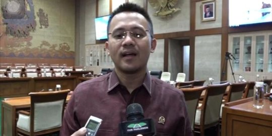 Legislator PDIP Mufti Anam: Komoditas Ekspor Masih Banyak, Ngapain Mikir Ganja?