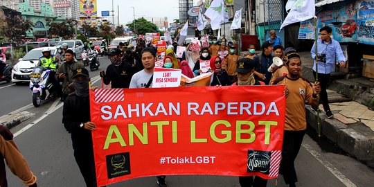 Ratusan Warga Depok Gelar Aksi Tolak LGBT