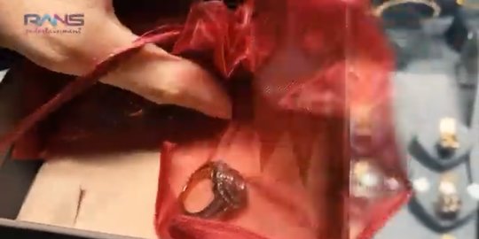 cincin berlian rev1