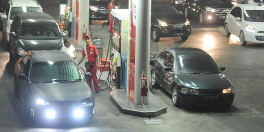 Harga Pertamax Pertamina Turun jadi Rp9.000 per Liter