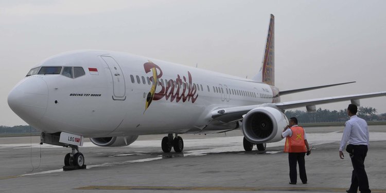Pesawat Batik Air Untuk Evakuasi 245 Wni Tiba Di Bandara Wuhan Merdeka Com