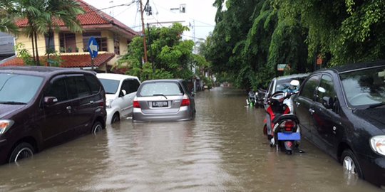 Hadapi Banjir, Pemkot Jakut dan Jatim Siagakan Air Bersih