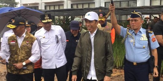 Jokowi Minta Ridwan Kamil Tentukan Lokasi Relokasi Warga Korban Longsor Sukajaya